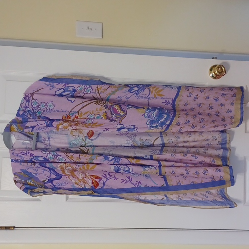 Modena, OS, NWT,kimono, cover-up, in a beautiful print of dusty pink and purple.